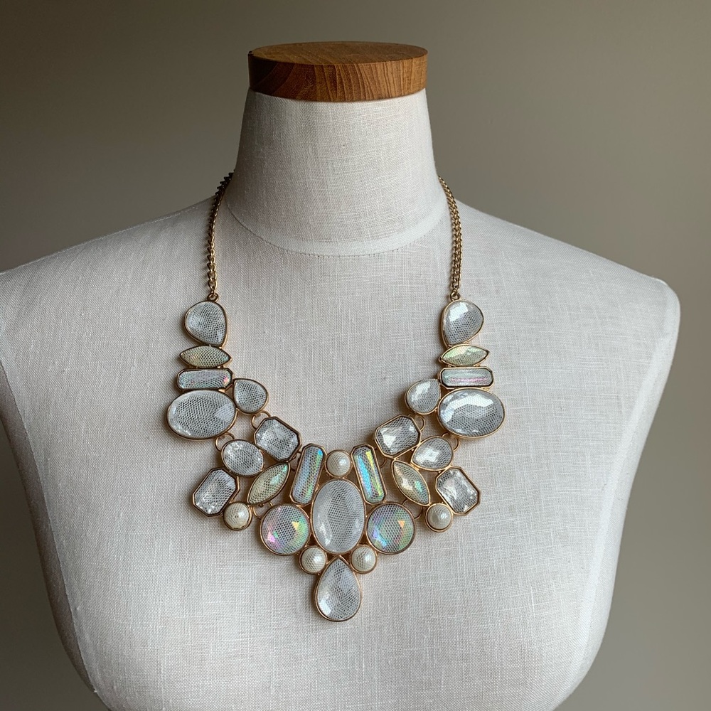 Statement necklace
